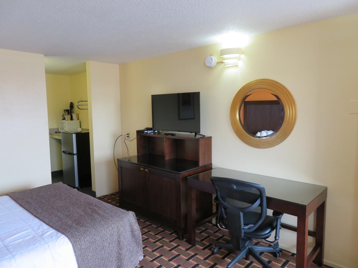 Royal Crest Motel Medford Exterior photo